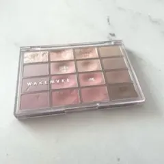 WAKEMAKE ソフトブラーリングアイパレット 04 ラベンダーブラーリング