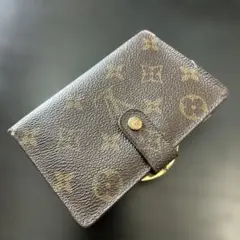 Item thumbnail for item 7a93f034-f175-44b1-a5d4-97b0fbda3501