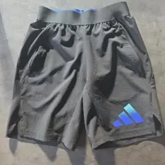 adidas 黒 ハーフパンツ 140cm