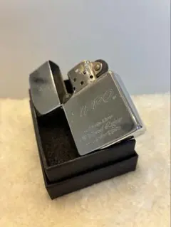 0750137a【メ便】ZIPPO PLAYBOY No.3700 ヴィンテージ ジッポー ライター 兎ロゴ 火種OK 着火未確認 中古品 ゆうパケット発送可能商品
