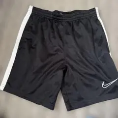 Nike DRI-FIT ブラック ハーフパンツ M