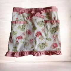 ローラ アシュレイ(LAURA ASHLEY) カフェエプロンのサムネイル