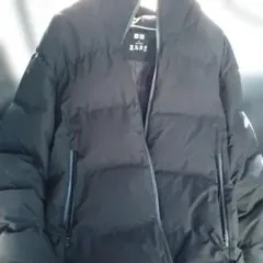 定番 UNIQLO XL シームレスダウンパーカー 黒