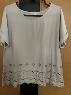 a.v.v standard グレージュ半袖Tシャツのサムネイル