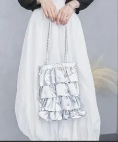 シルバー フリル トートバッグ
