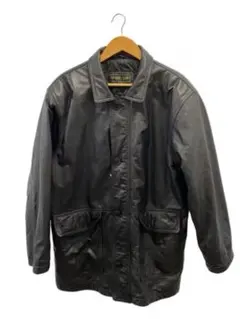 黒のレザーロングジャケット