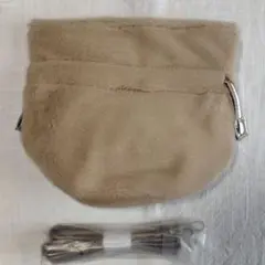 サキナ　巾着風ファーショルダーバッグ ベージュ