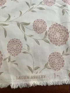ローラアシュレイ　Laura Ashley ピンクダリア生地