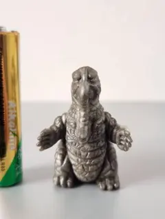 昭和レトロ】 ウルトラマン怪獣消し サドラー 色付き 当時物 - メルカリ
