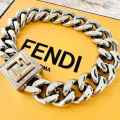 ✨極美品✨フェンディ　FFブレスレット　FFロゴ　ゴールド　Sサイズ　現行品のサムネイル