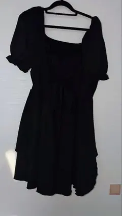 膝丈ワンピース長袖