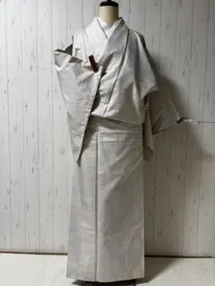 ★蝶々柄の白大島紬　m4392