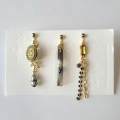 ハンドメイドイヤリング　ゴールド　レジン　チェーン　3点セット