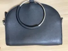 黒 リングハンドル ハンドバッグ　ショルダーバッグ【値下げ中】のサムネイル