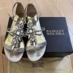 BADGLEY MISCHKA バッジェリーミシュカ ビジューサンダルのサムネイル