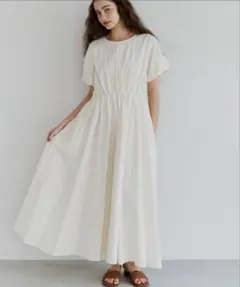 お値下げ中！OLUN バルーンスリーブタックワンピース アイボリー OLUN バルーンスリーブタックワンピース アイボリー S - メルカリ