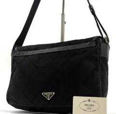 ✨希少✨プラダ キルティング　ショルダーバッグ 三角ロゴ ナイロン レザー 黒
