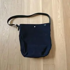 ORCIVAL レザーハンドルショルダーバッグ　ブラック