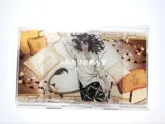 ② レオナ・キングスカラー　ジオラマアクリルスタンド　くつろぎマイルーム