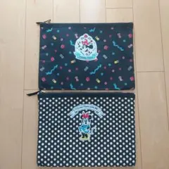 ディズニー　ミニー　クラッチバッグ　ポーチ　2個セットのサムネイル