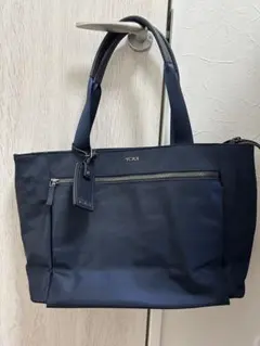 TUMI キャリー用トートバッグのサムネイル