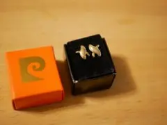 ピエールカルダヴィンテージ ゴールド イヤリング