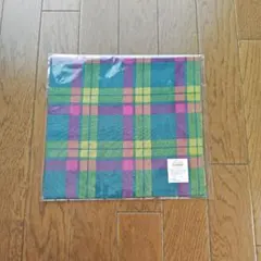 ISETAN DOOR　ノベルティ(マクミラン柄）大判ハンカチ　綿100%日本製