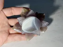 産地不明 紫 瑪瑙 蓮 蓮の花 花 置物 彫り物 天然石