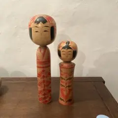 伝統的な日本のこけし 大小セット