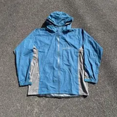 カーキ マウンテンパーカー