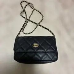 23区　キルティングショルダーバック