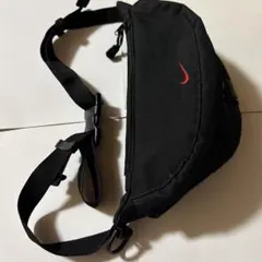 Nike ナイキ　ボディバッグ 黒　ウエストポーチ