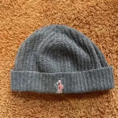 【正規品】MONCLER ニット帽・ビーニー　グレー　（レア）
