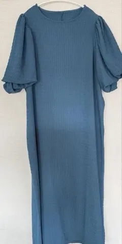 ブルー ボリューム袖 ロングワンピース マキシ 膝下 イーザッカマニア