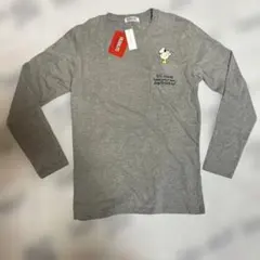 長袖Tシャツ　新品　スヌーピー Lサイズ　ロングTシャツ　胸ポケット　刺繍文字のサムネイル