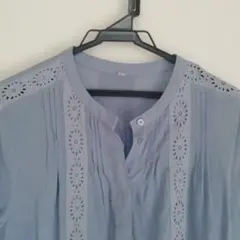 刺繍入りライトブルー七分袖チュニック