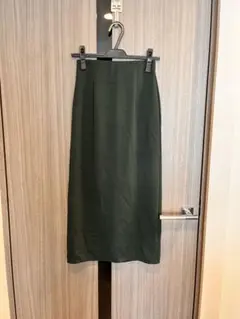 UNIQLO ストレッチダブルフェイスナロースカート　グリーン