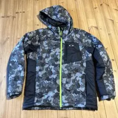 オークリー　迷彩柄フード付きジャケット メンズLサイズ