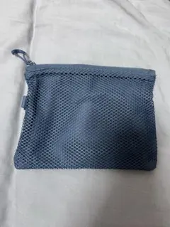 無印良品　ポーチ　Mサイズ