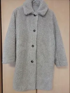 ユニクロ　ボア素材 ベージュコート