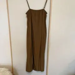 ビューティーアンドユース　新品同様カーキブラウン キャミワンピース
