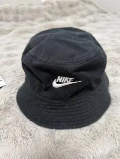 Item thumbnail for item 3f449e2b-4ca2-43ae-8083-f9b3cad2654b