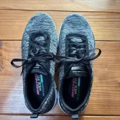 SKECHERS レディース　スニーカー