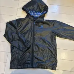 adidas フード付きウィンドブレーカー　黒 130から140