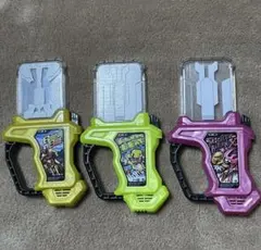 格安 仮面ライダー エグゼイド ガシャット 3個セット