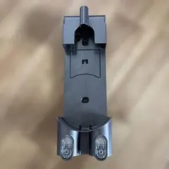 【未使用】Dyson コードレス掃除機　収納用ブラケット 壁掛け充電器　DC74のサムネイル