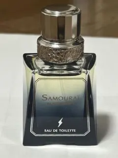 サムライ ブラックライト オードトワレ 30ml 香水のサムネイル