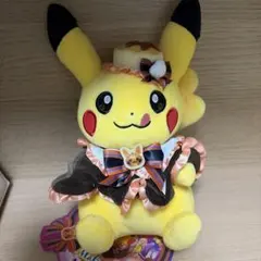 ピカチュウぬいぐるみ　ハロウィン