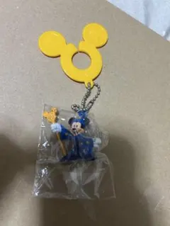 ディズニーシー　10周年　魔法使い　キーホルダー　ミッキー　フィギュア