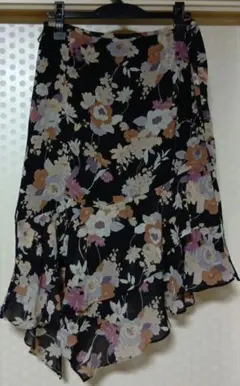 花柄シフォンフレアスカート アシンメトリーのサムネイル